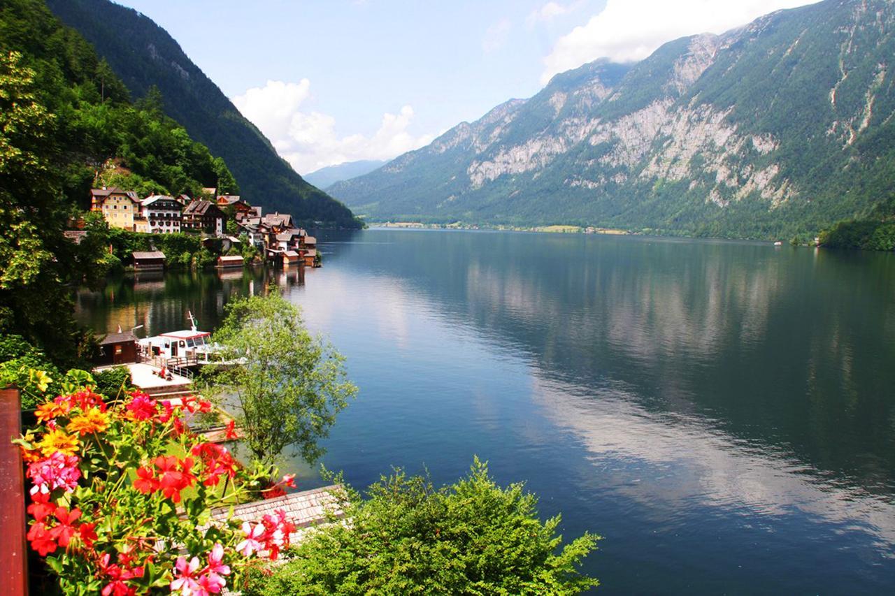 Seehotel Gruner Baum Hallstatt Exterior photo