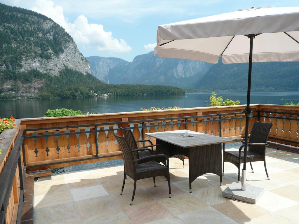 Seehotel Gruner Baum Hallstatt Exterior photo